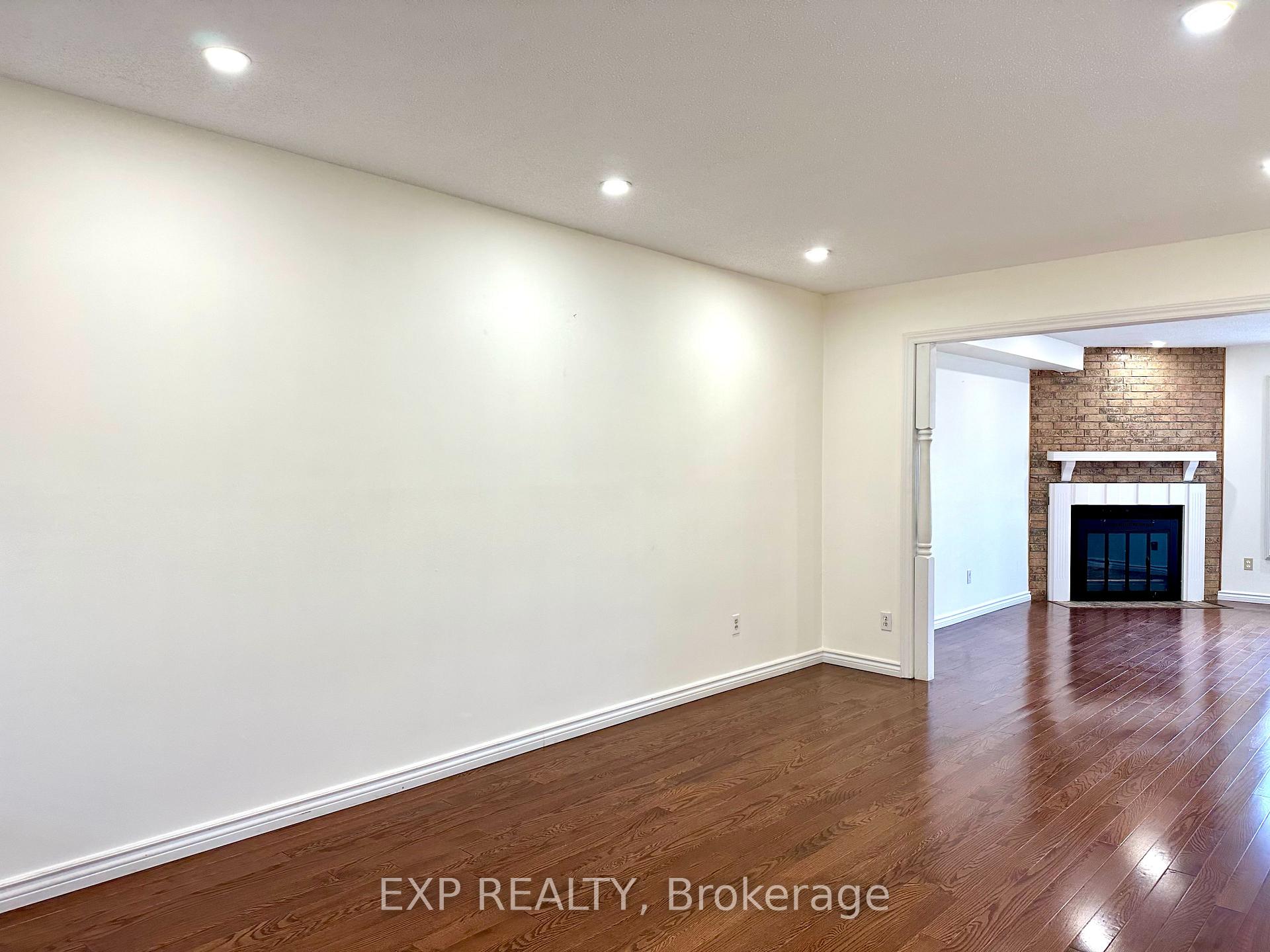Photo 5 of 16 Sullivan Drive, Ajax, Central — HOMEH