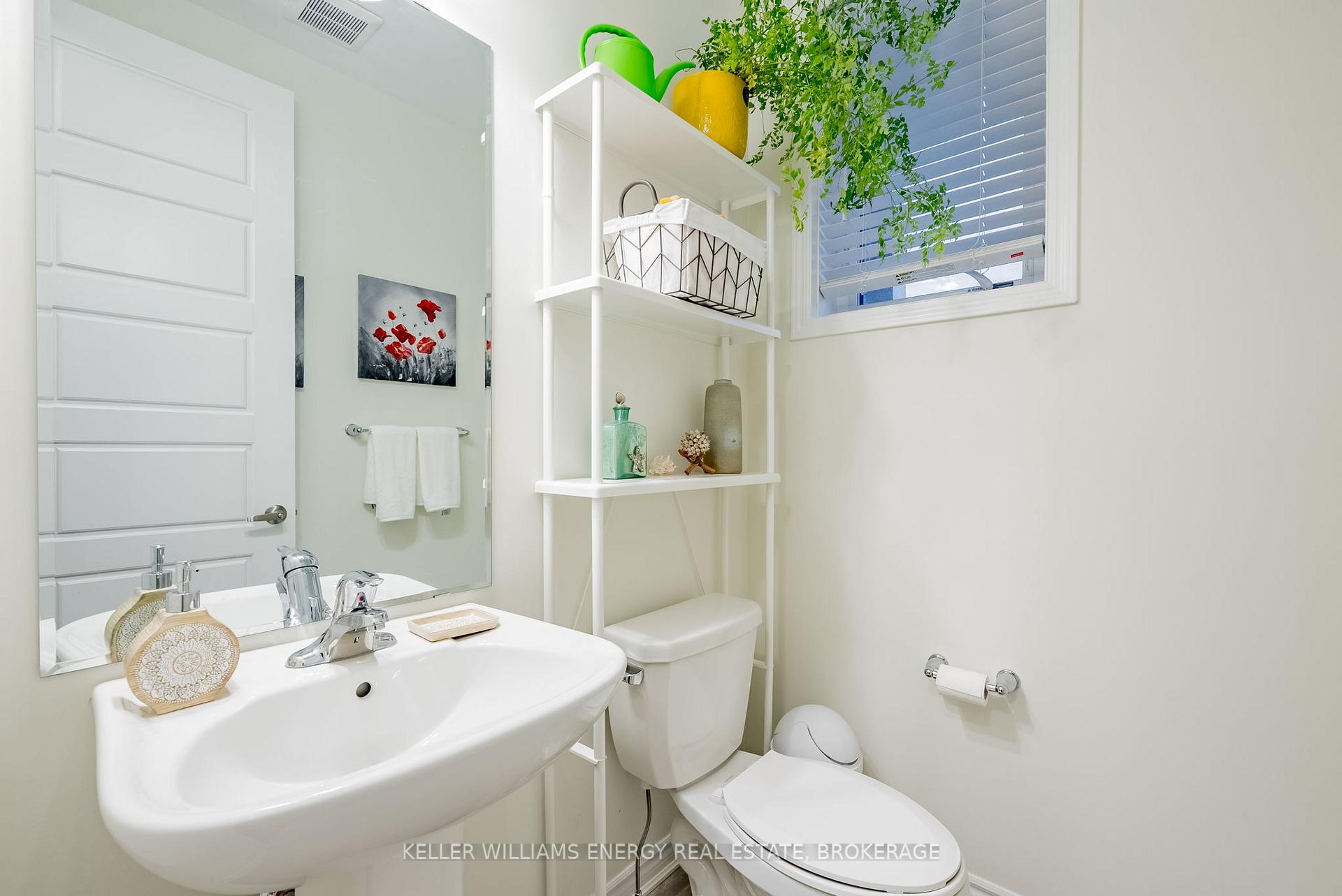 Photo 10 of 34 Littlebeck Crescent, Whitby, Rural Whitby — HOMEH