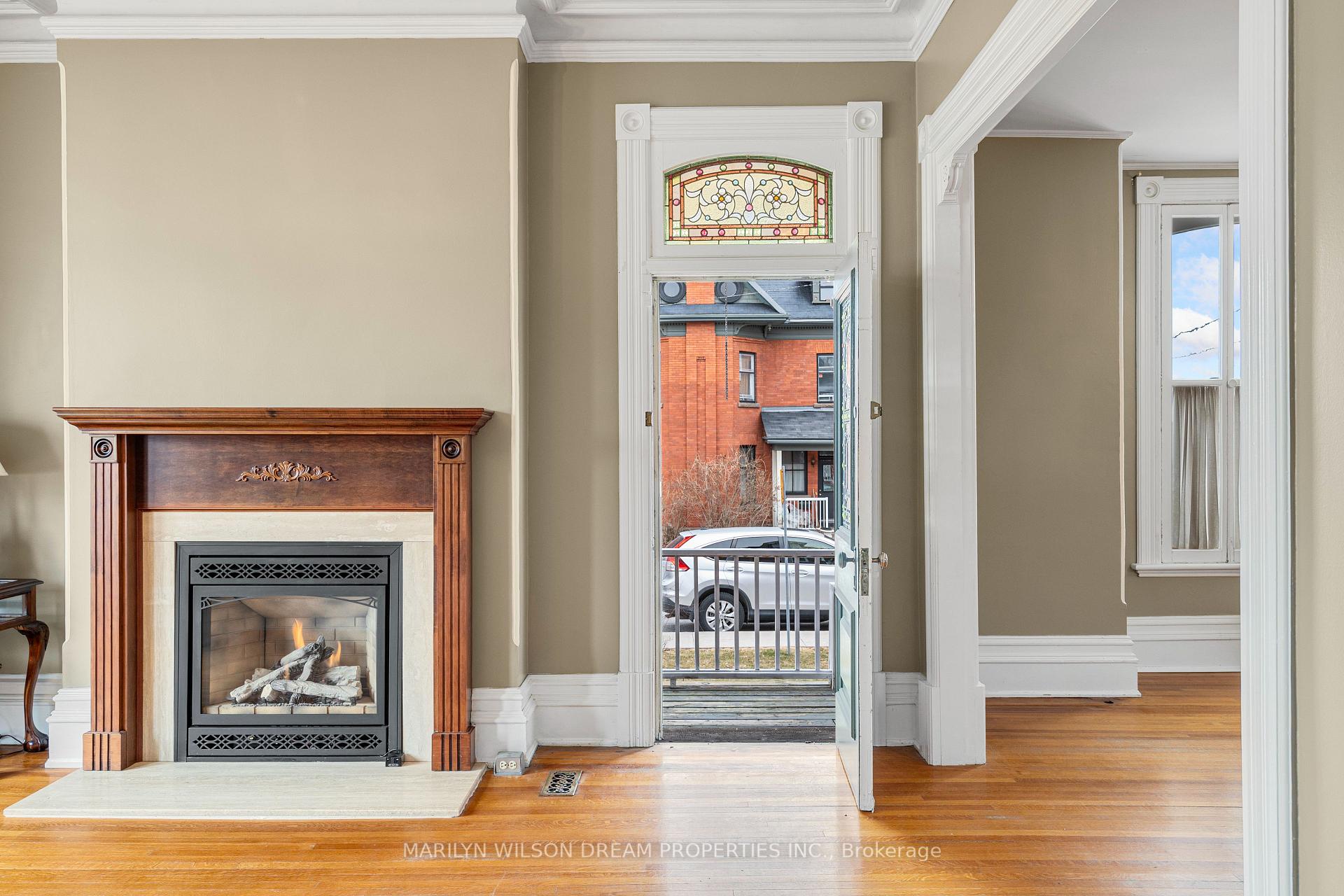 Photo 8 of 24 Lake Avenue W, Carleton Place — HOMEH