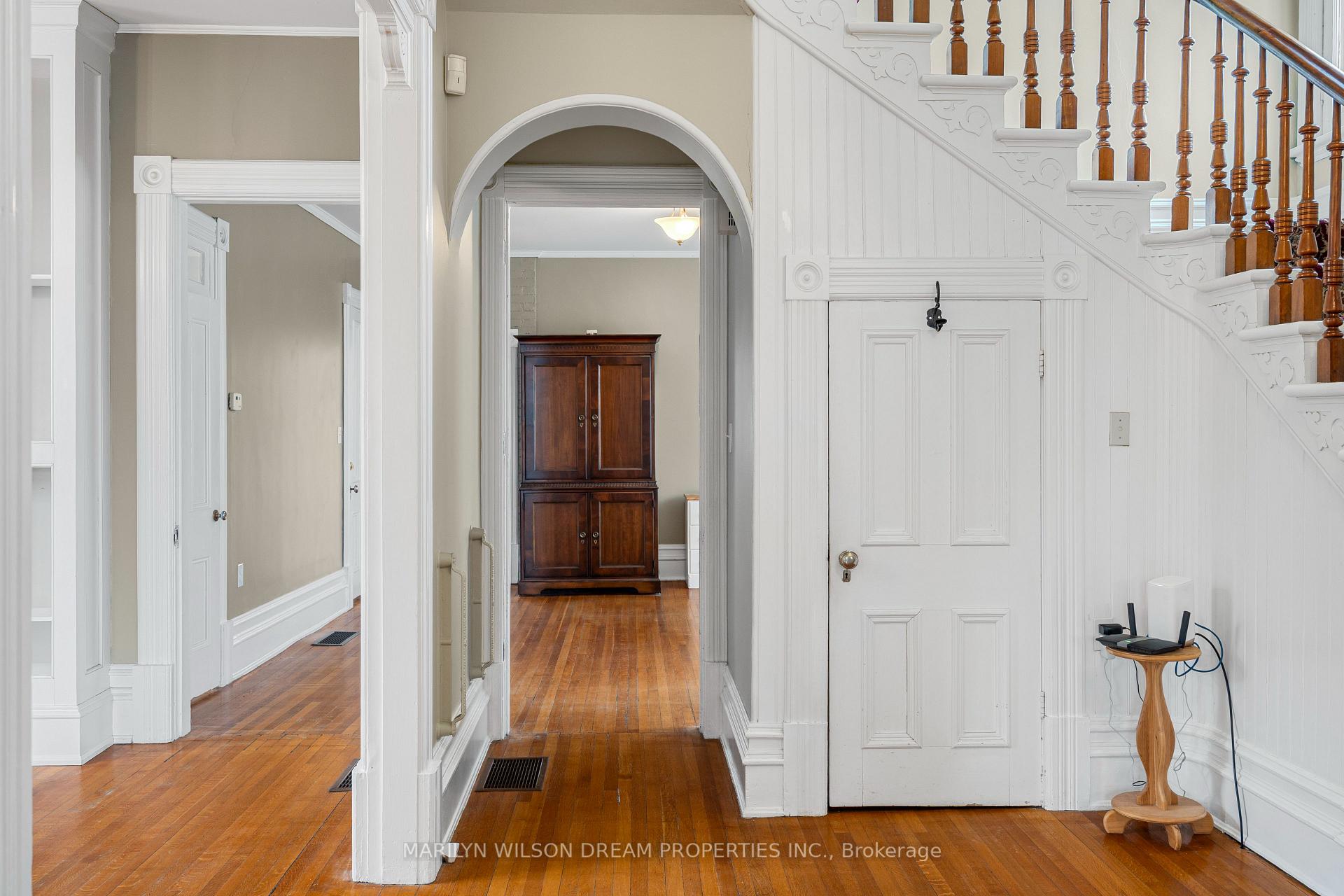 Photo 13 of 24 Lake Avenue W, Carleton Place — HOMEH