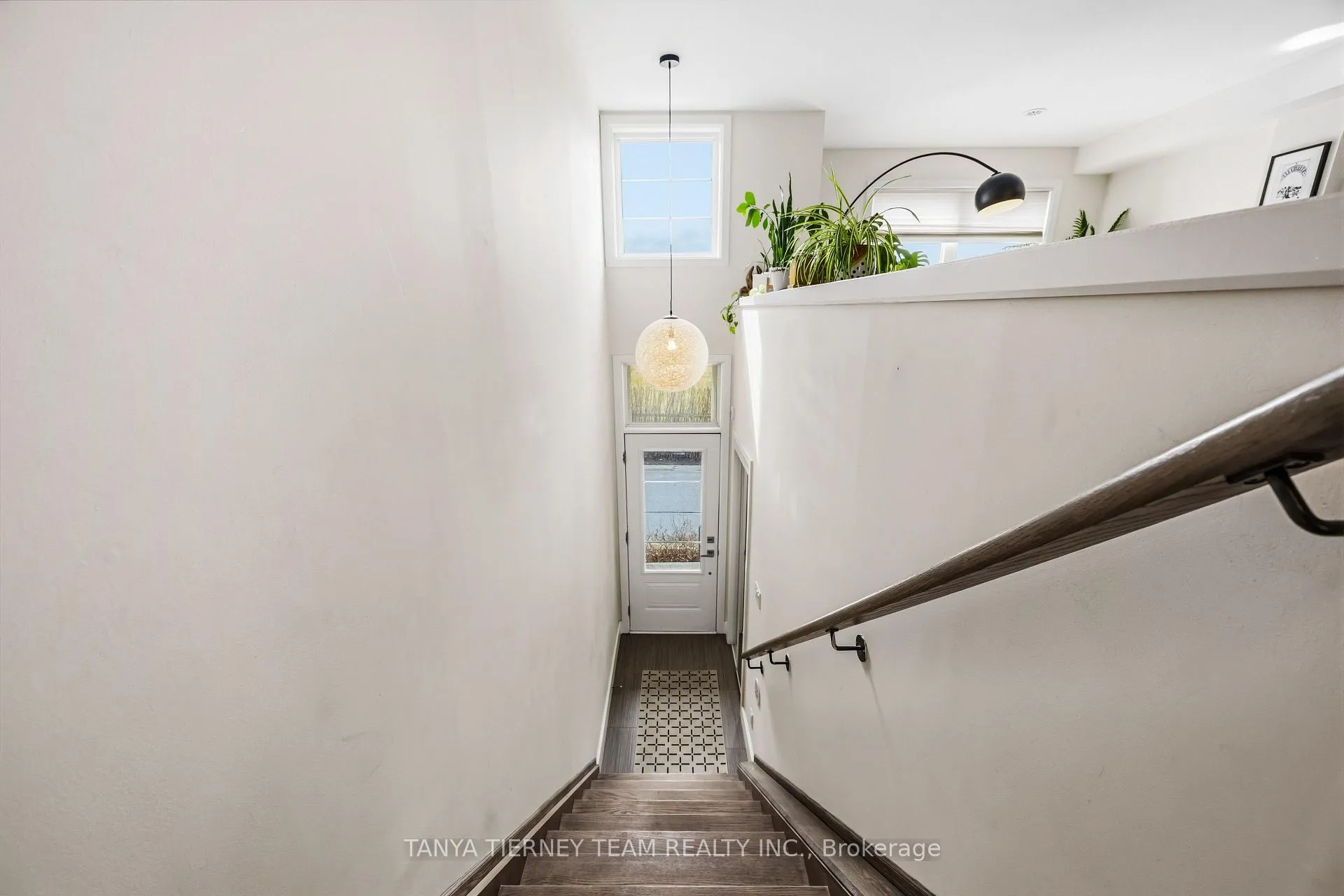 Photo 5 of 34 Shawfield Way, Whitby, Pringle Creek — HOMEH