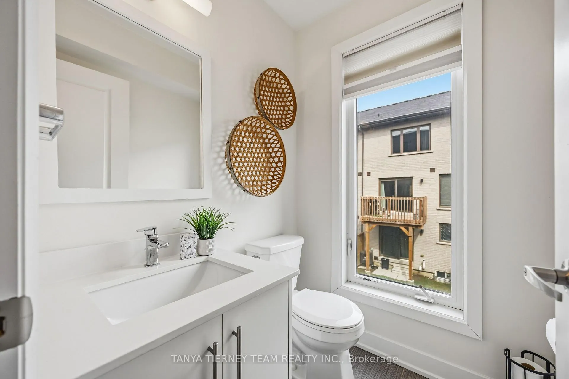 Photo 25 of 34 Shawfield Way, Whitby, Pringle Creek — HOMEH