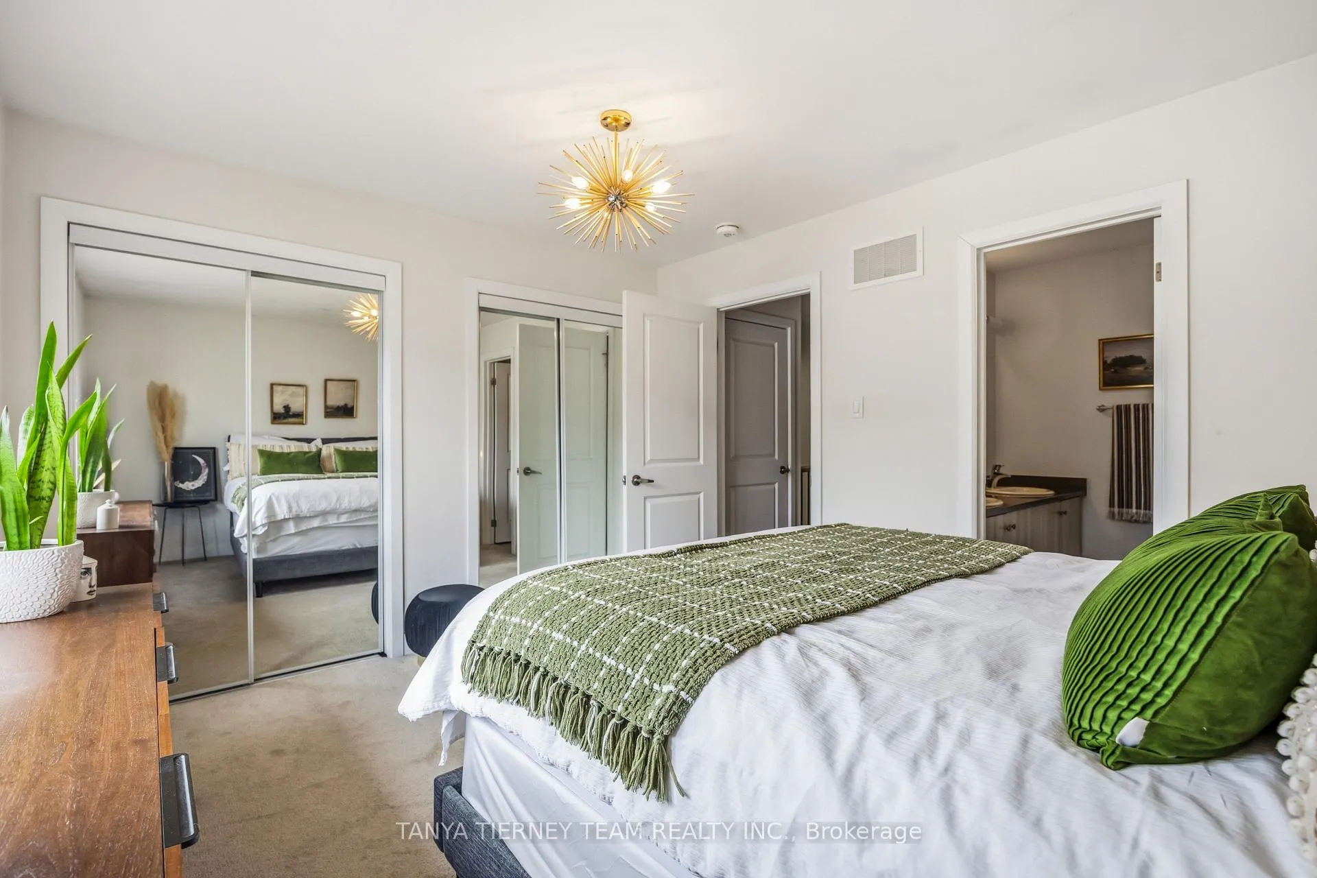 Photo 27 of 34 Shawfield Way, Whitby, Pringle Creek — HOMEH