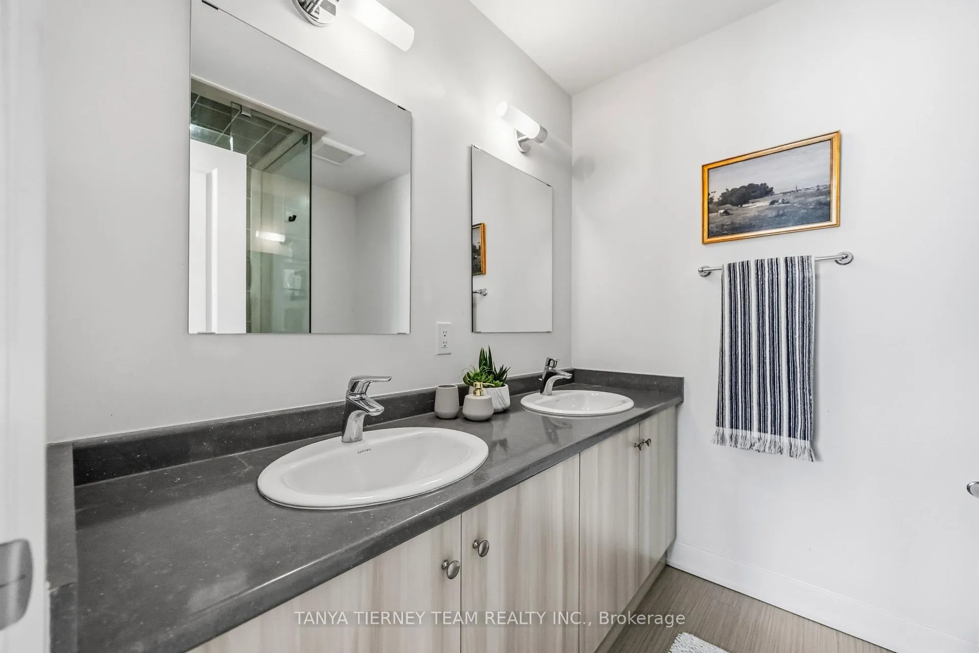 Photo 29 of 34 Shawfield Way, Whitby, Pringle Creek — HOMEH