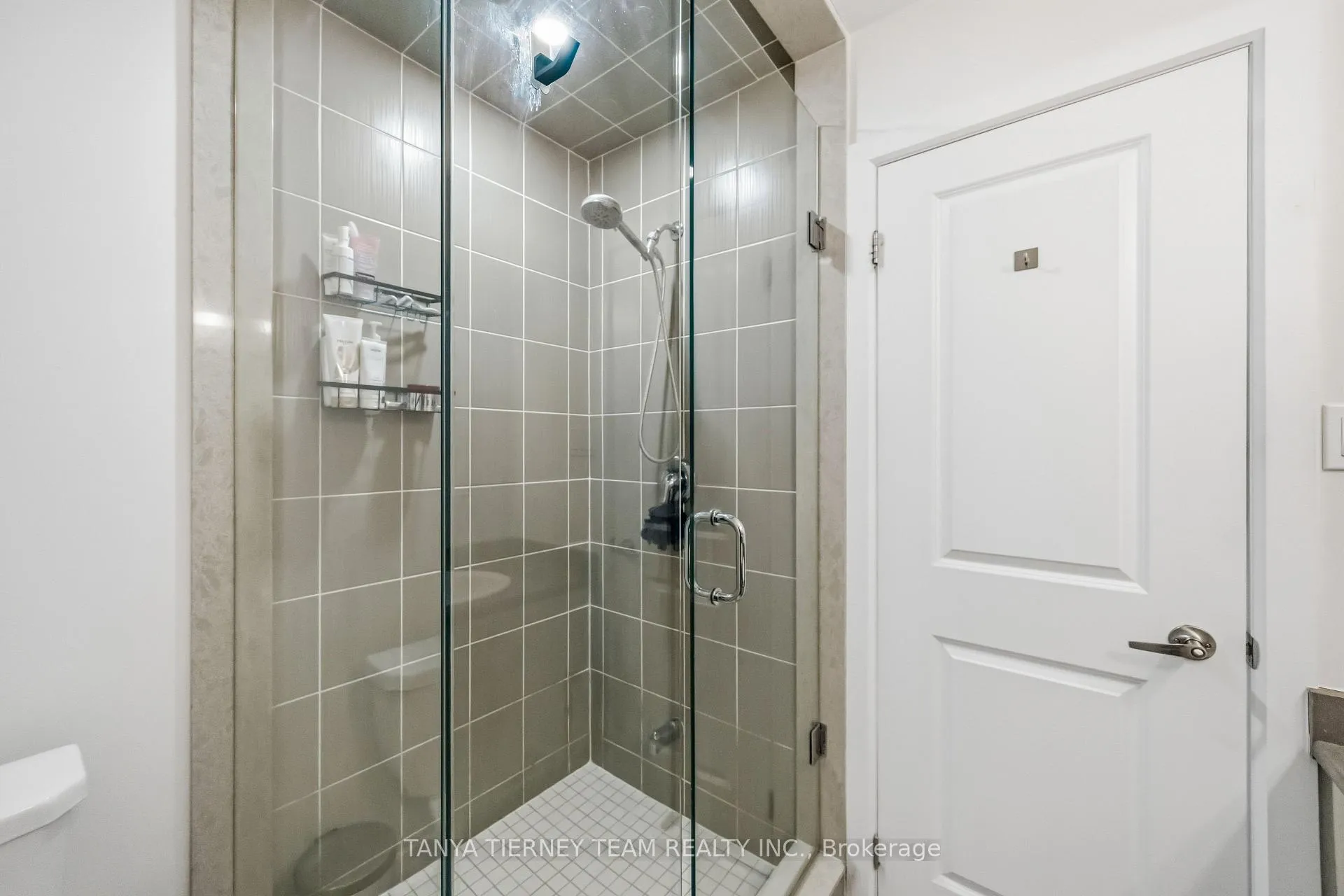 Photo 30 of 34 Shawfield Way, Whitby, Pringle Creek — HOMEH