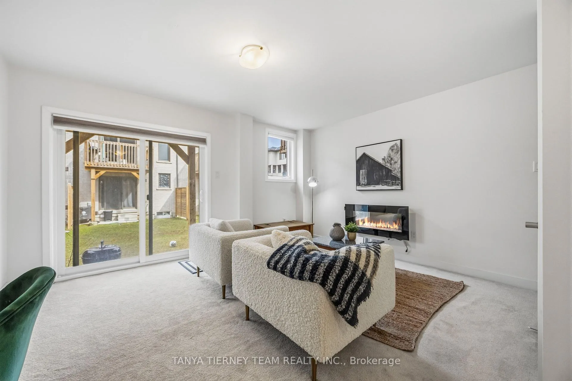 Photo 38 of 34 Shawfield Way, Whitby, Pringle Creek — HOMEH