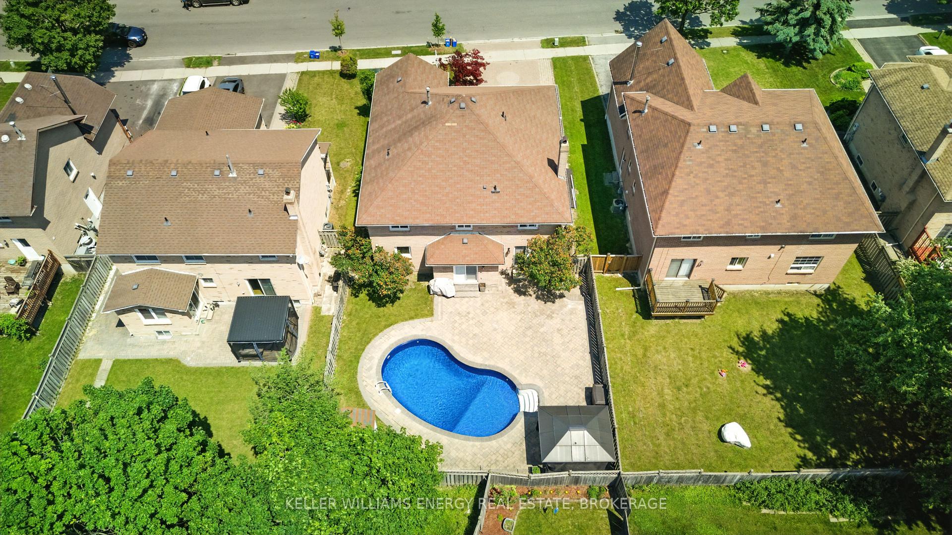 Photo 2 of 6 Rotherglen Road N, Ajax, Central West — HOMEH