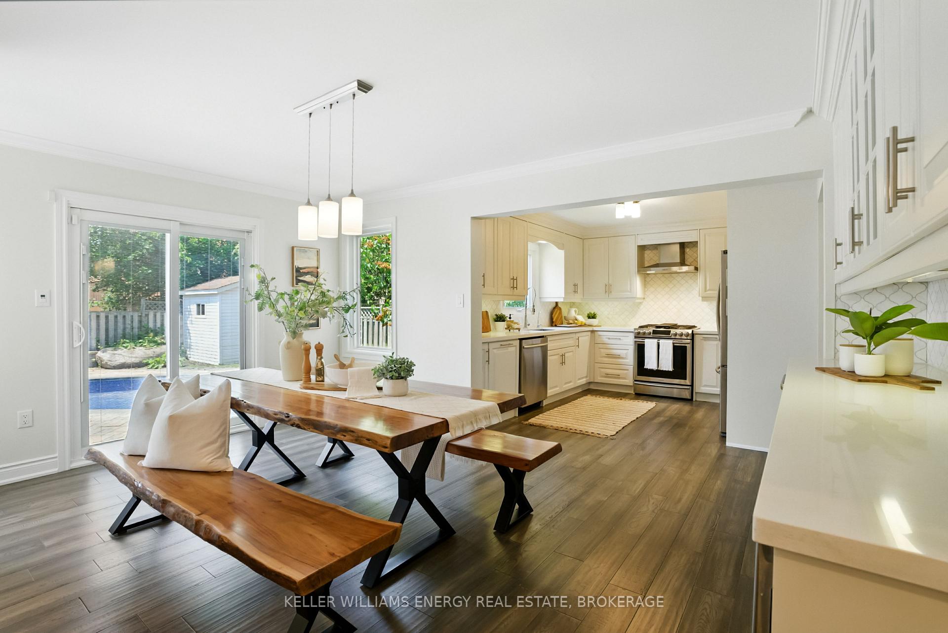 Photo 8 of 6 Rotherglen Road N, Ajax, Central West — HOMEH