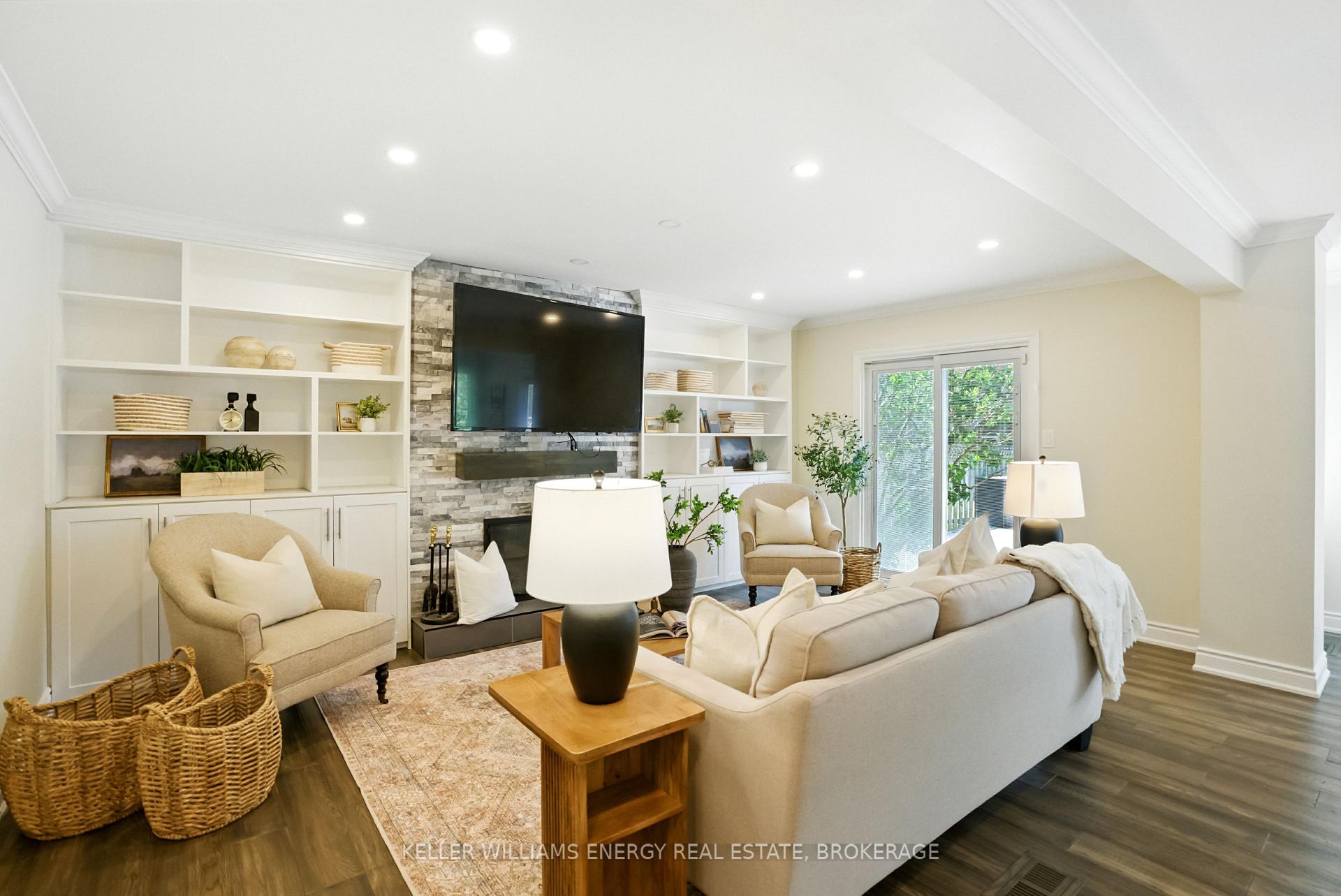 Photo 11 of 6 Rotherglen Road N, Ajax, Central West — HOMEH
