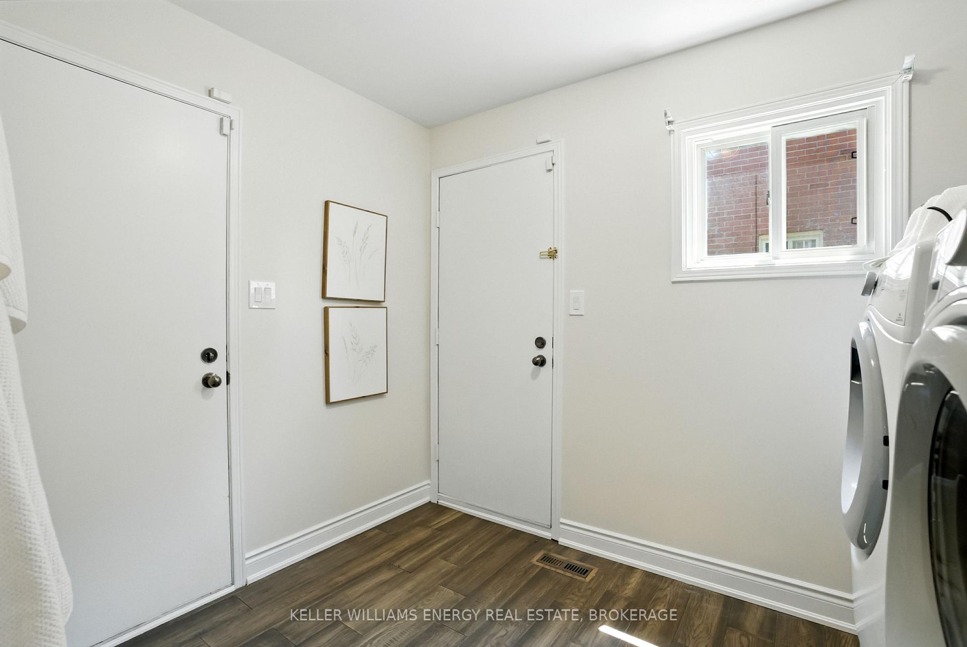 Photo 15 of 6 Rotherglen Road N, Ajax, Central West — HOMEH