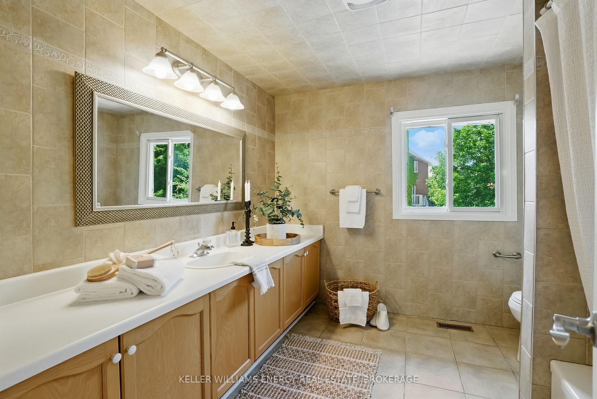 Photo 28 of 6 Rotherglen Road N, Ajax, Central West — HOMEH