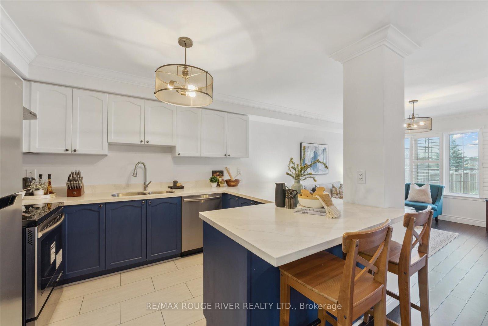 Photo 7 of 33 Summerside Avenue, Whitby, Taunton North — HOMEH