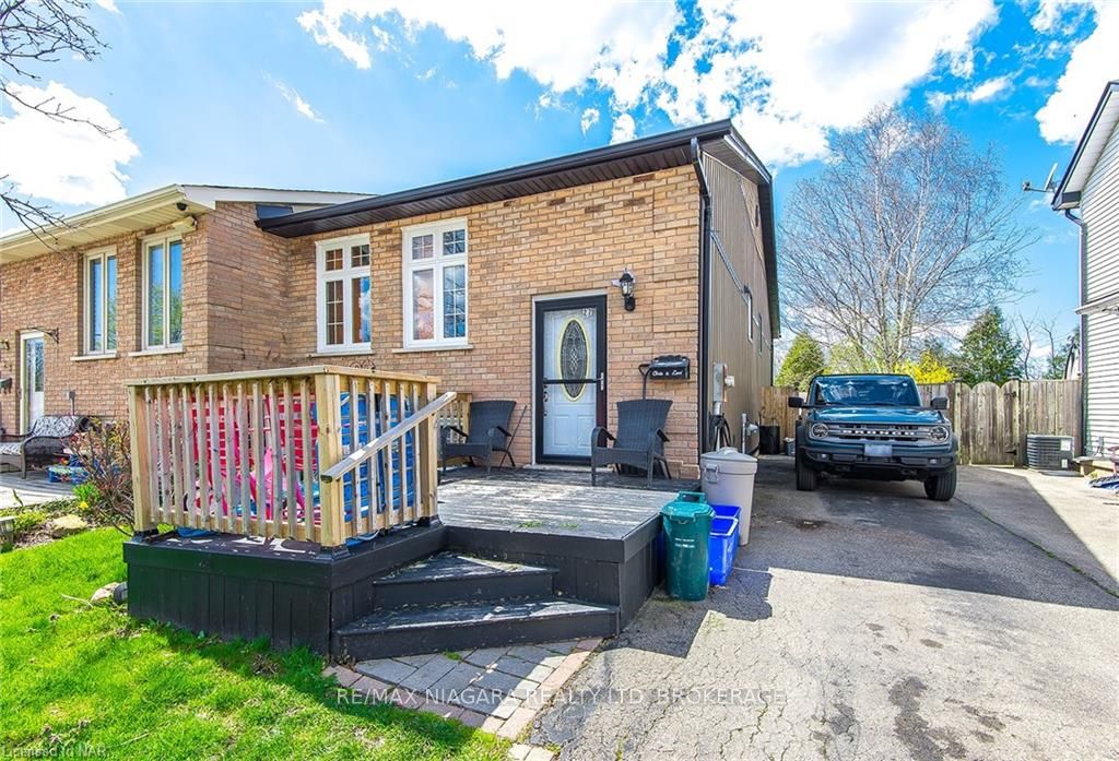 Front of 27 Mayfair Drive
