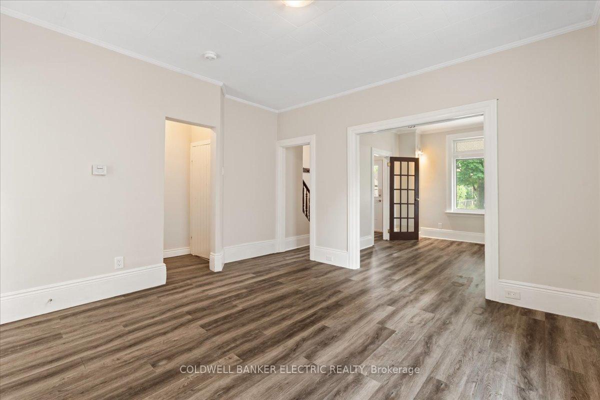 Photo 10 of 544 Chamberlain Street, Peterborough, Town Ward 3 — HOMEH