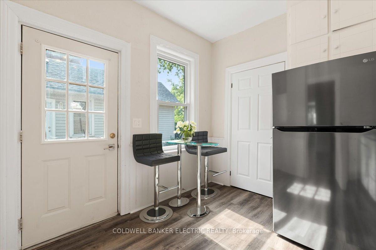 Photo 14 of 544 Chamberlain Street, Peterborough, Town Ward 3 — HOMEH