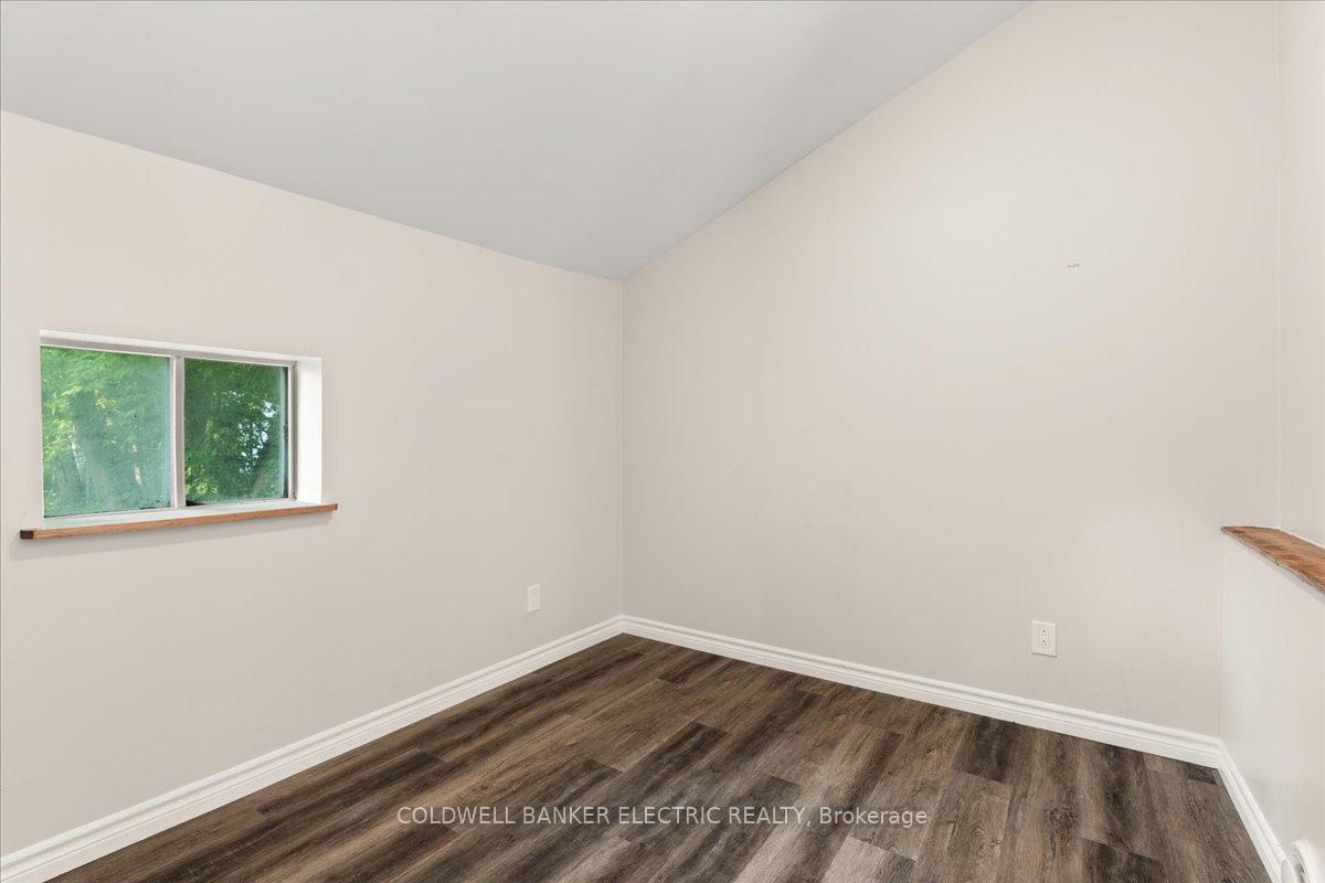 Photo 18 of 544 Chamberlain Street, Peterborough, Town Ward 3 — HOMEH