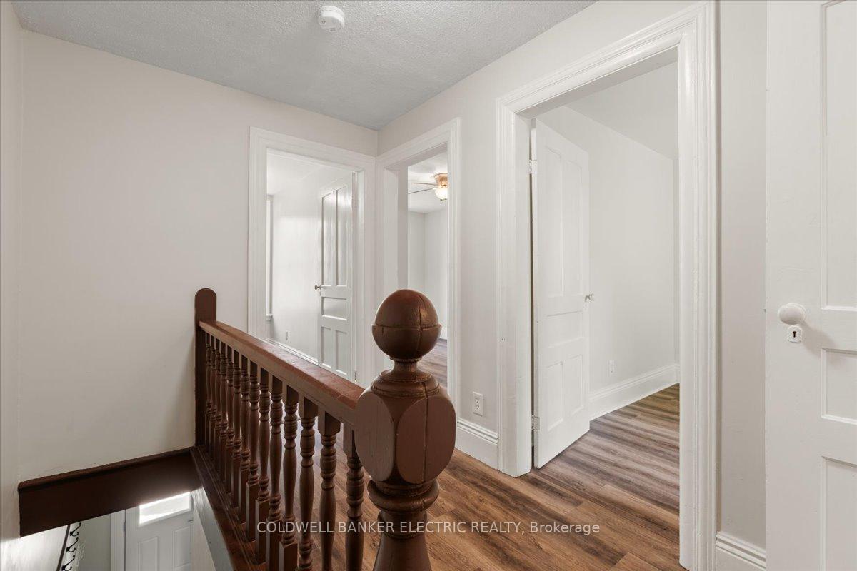 Photo 20 of 544 Chamberlain Street, Peterborough, Town Ward 3 — HOMEH
