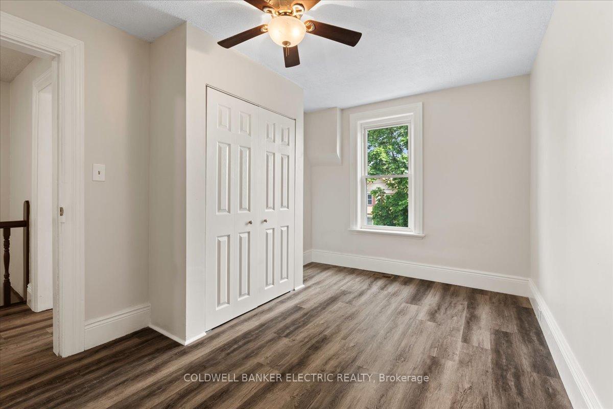 Photo 21 of 544 Chamberlain Street, Peterborough, Town Ward 3 — HOMEH
