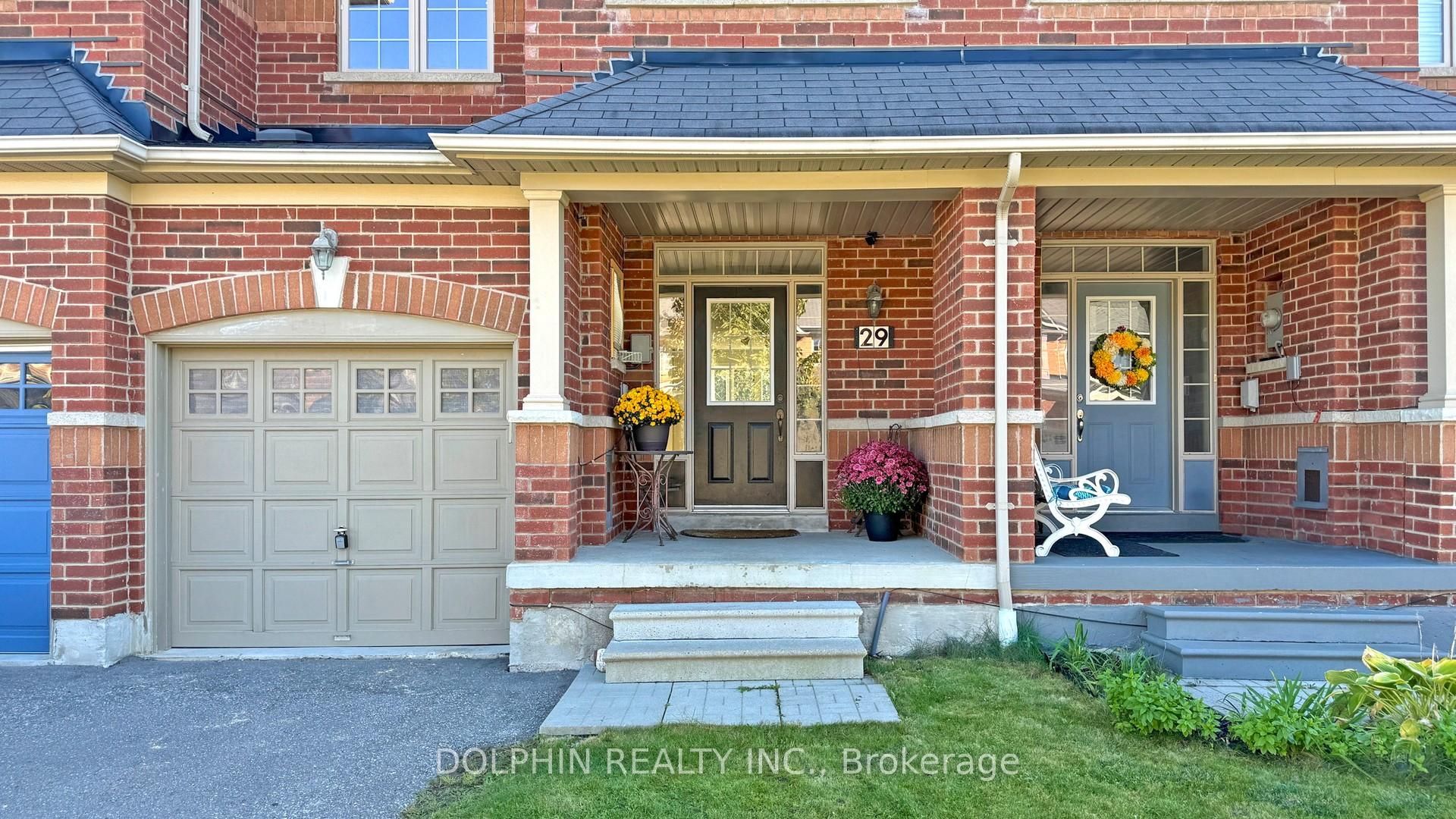 Photo 2 of 29 Westport Drive, Whitby, Pringle Creek — HOMEH