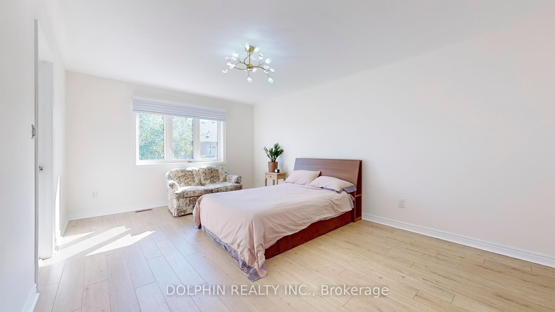 Photo 16 of 29 Westport Drive, Whitby, Pringle Creek — HOMEH