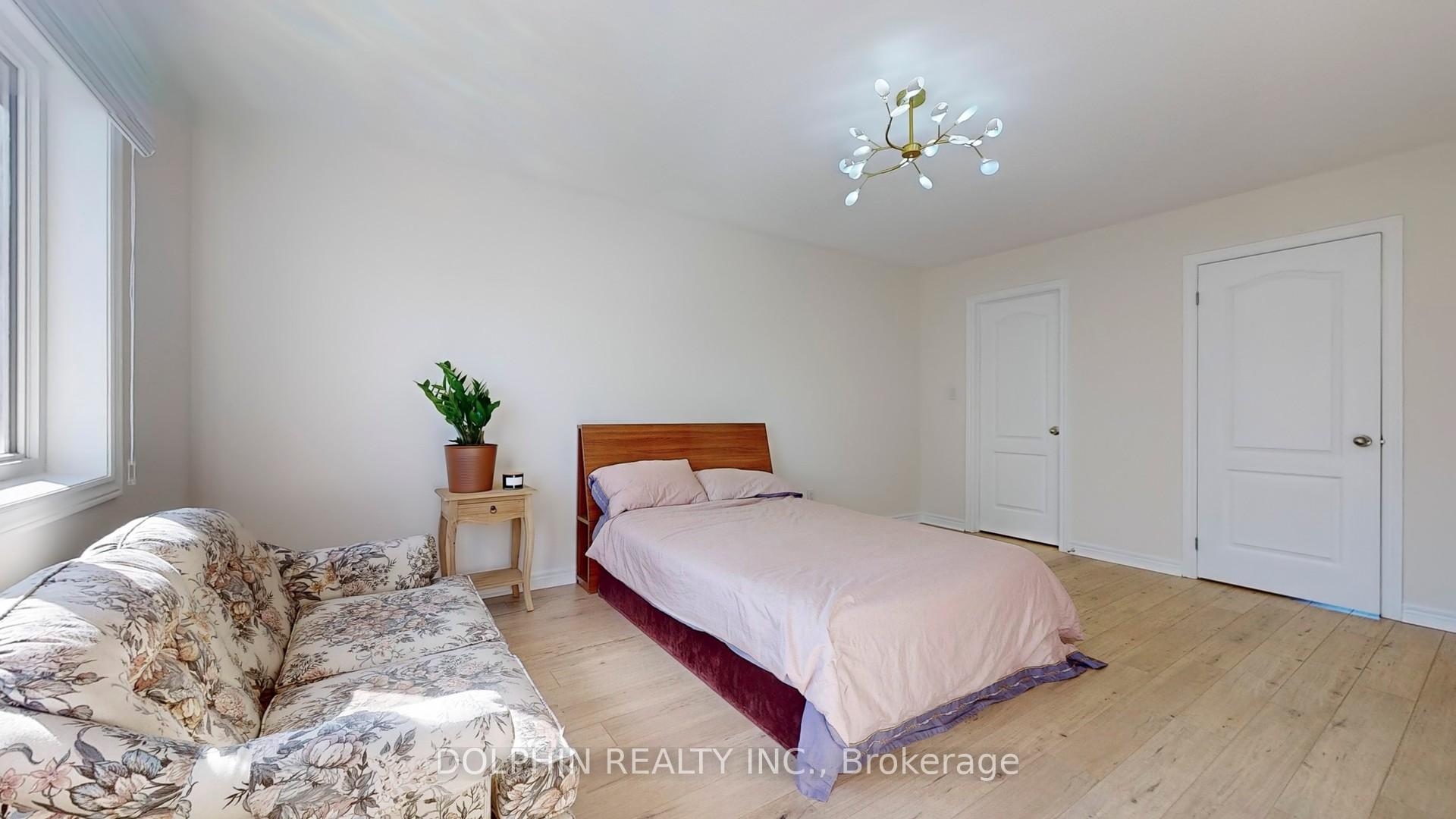 Photo 17 of 29 Westport Drive, Whitby, Pringle Creek — HOMEH