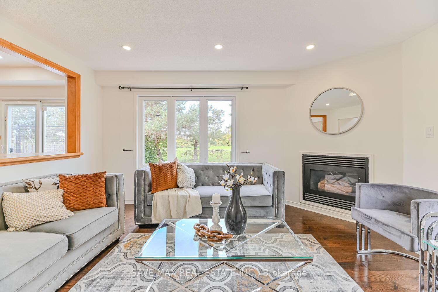 Photo 13 of 40 Eric Clarke Drive, Whitby, Rolling Acres — HOMEH