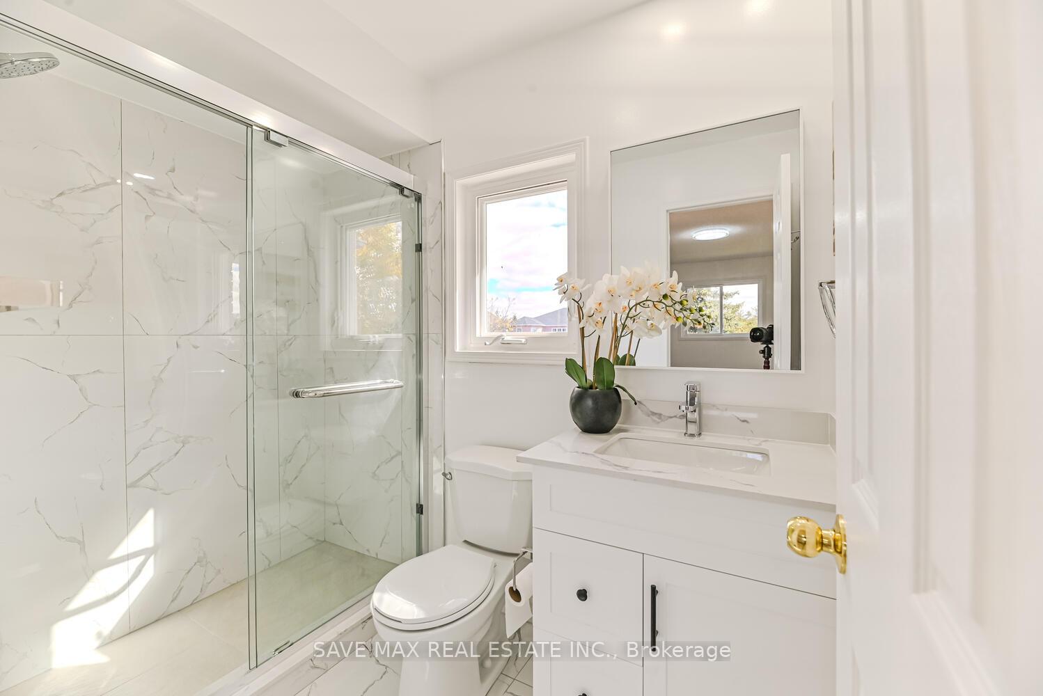 Photo 21 of 40 Eric Clarke Drive, Whitby, Rolling Acres — HOMEH