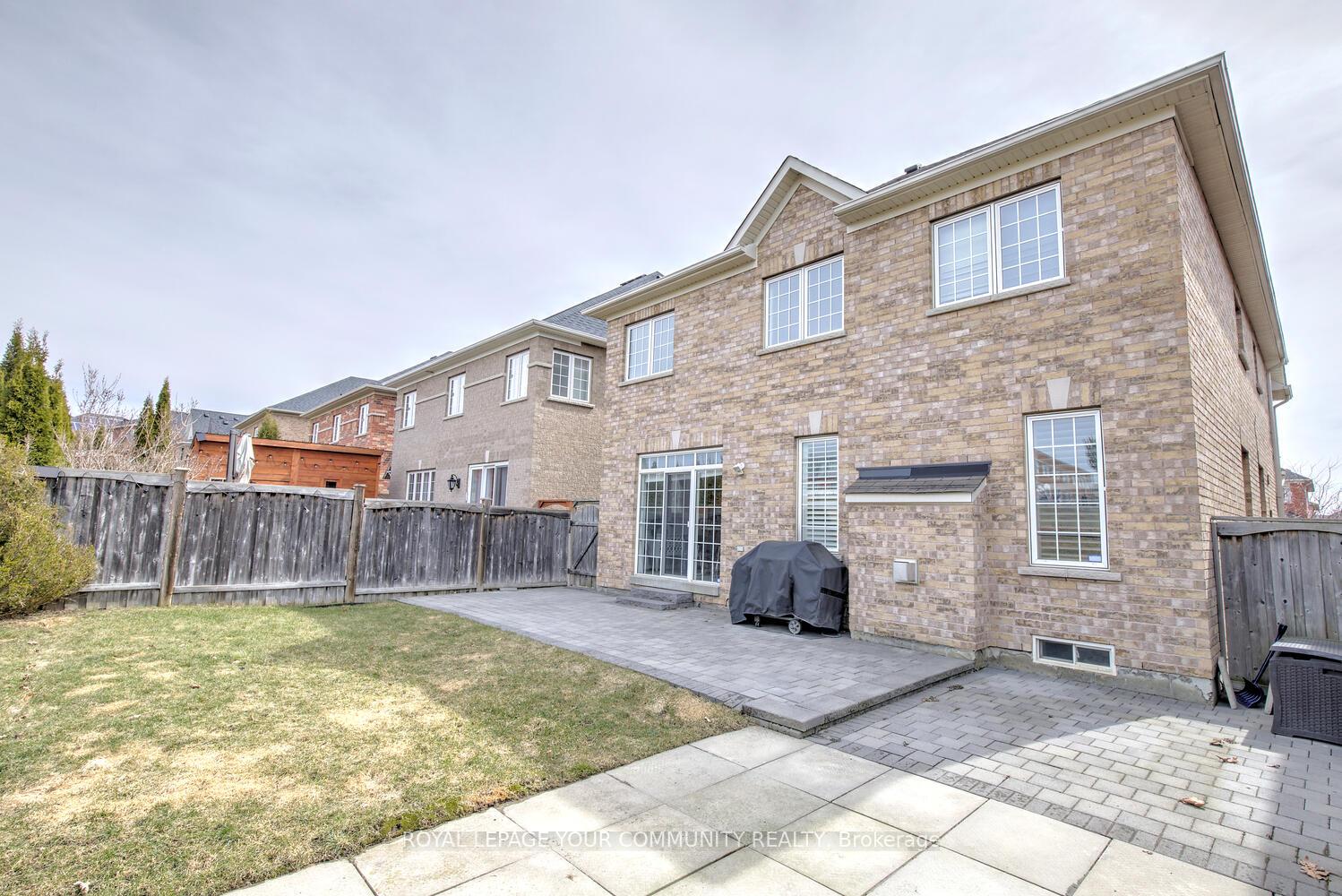Photo 5 of 56 Golden Orchard Road, Vaughan, Patterson — HOMEH