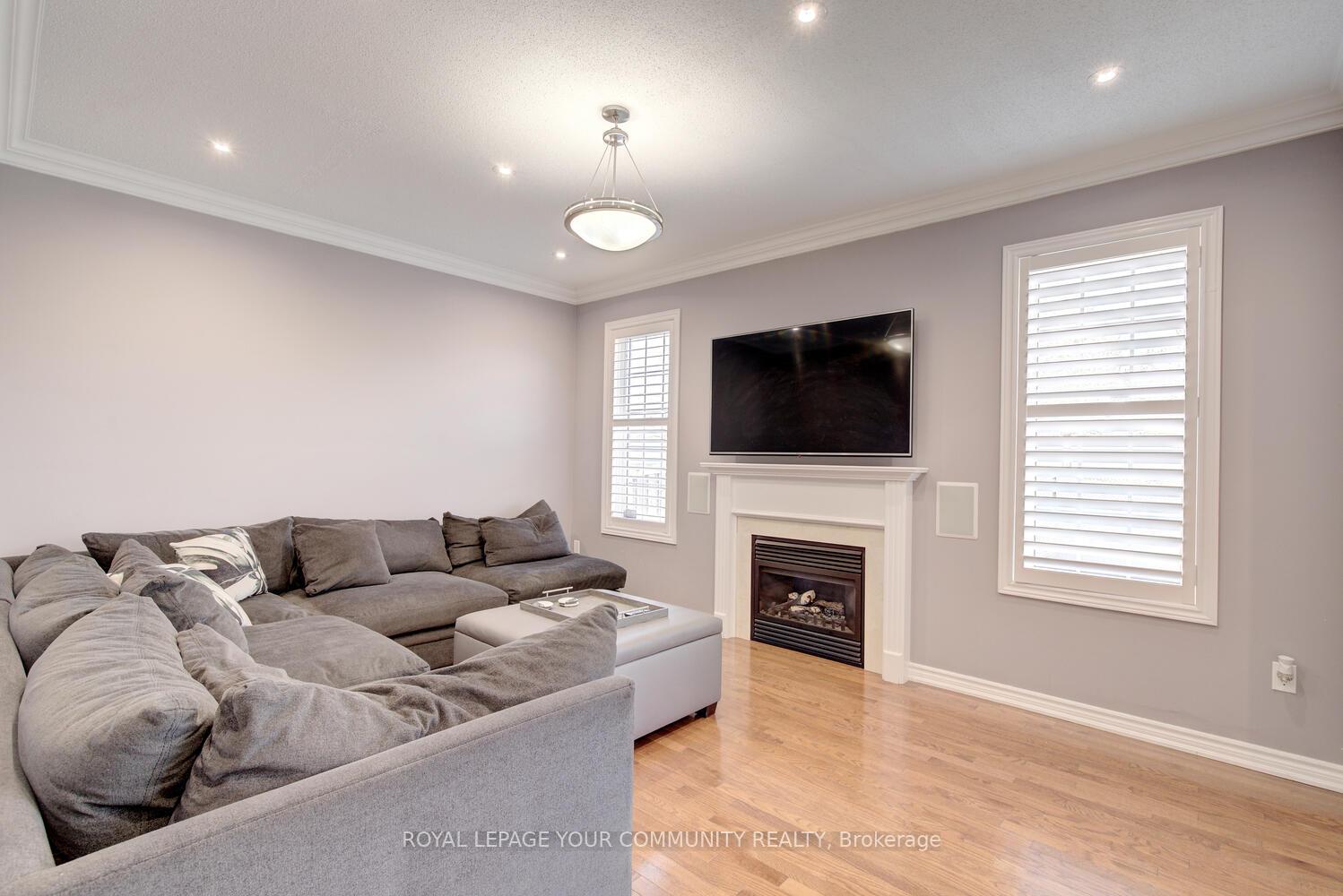 Photo 11 of 56 Golden Orchard Road, Vaughan, Patterson — HOMEH