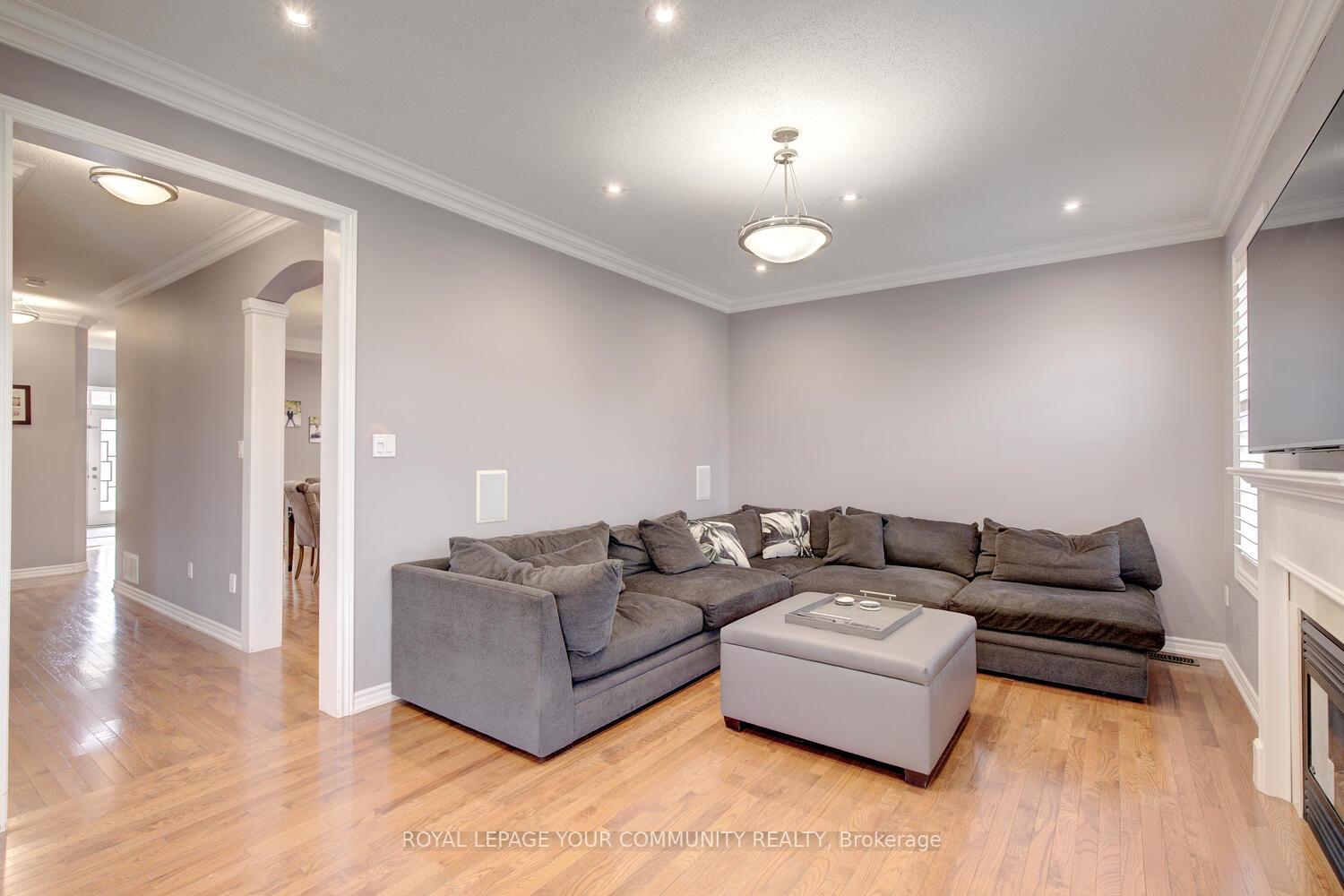 Photo 12 of 56 Golden Orchard Road, Vaughan, Patterson — HOMEH