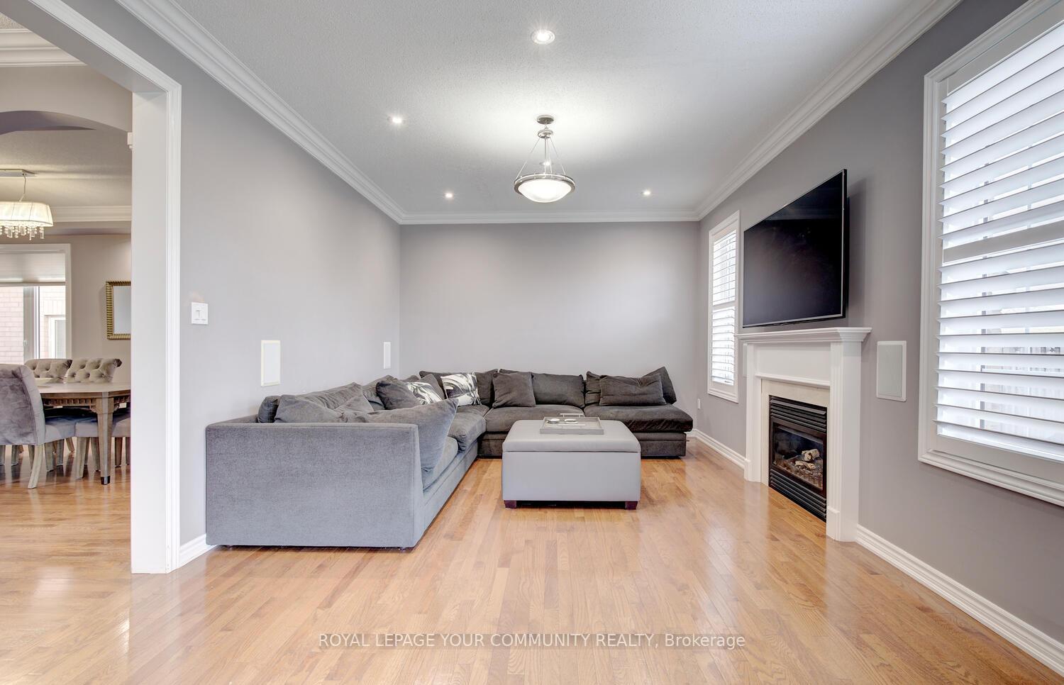 Photo 14 of 56 Golden Orchard Road, Vaughan, Patterson — HOMEH