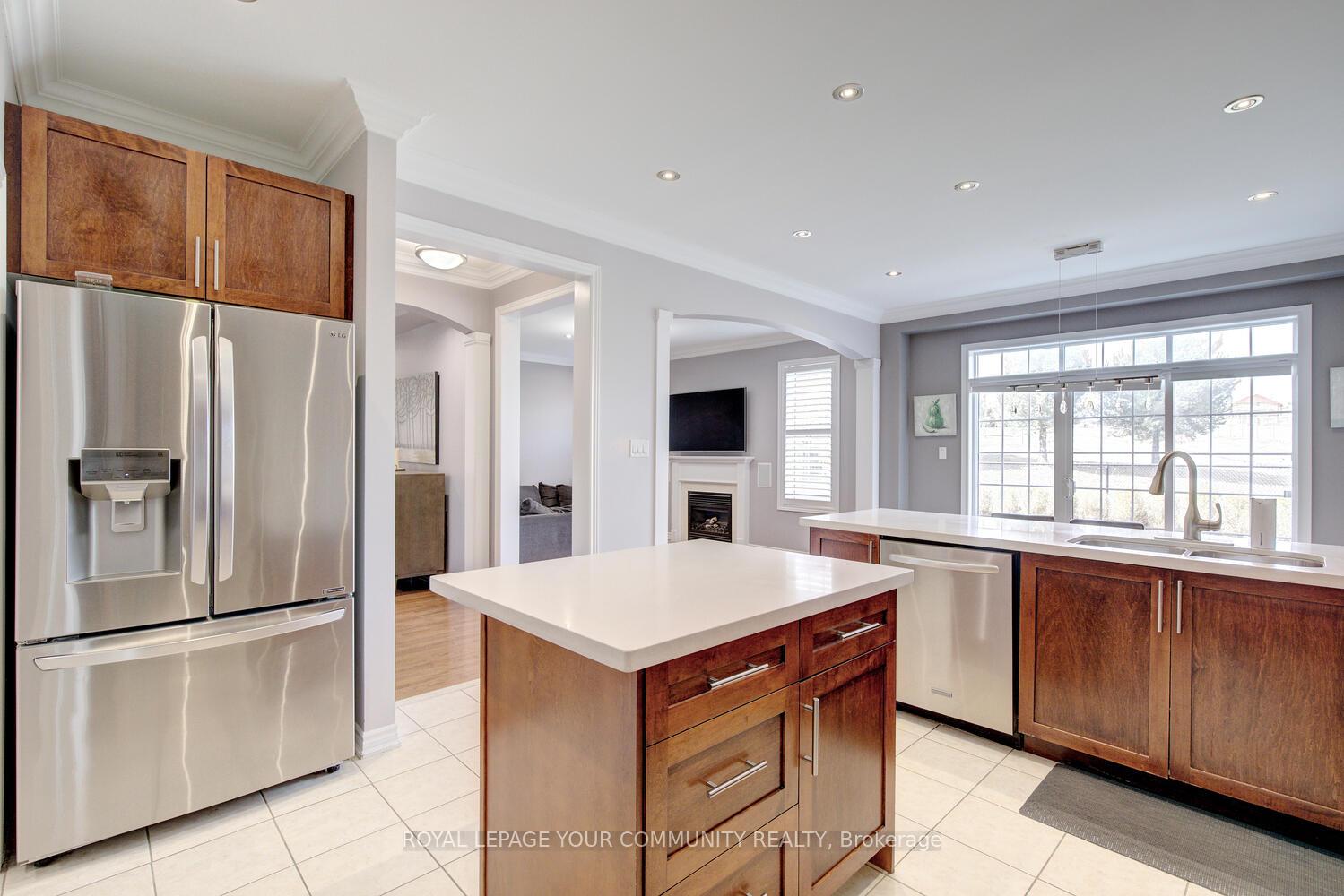 Photo 24 of 56 Golden Orchard Road, Vaughan, Patterson — HOMEH