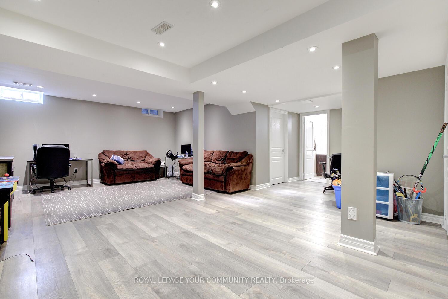 Photo 41 of 56 Golden Orchard Road, Vaughan, Patterson — HOMEH