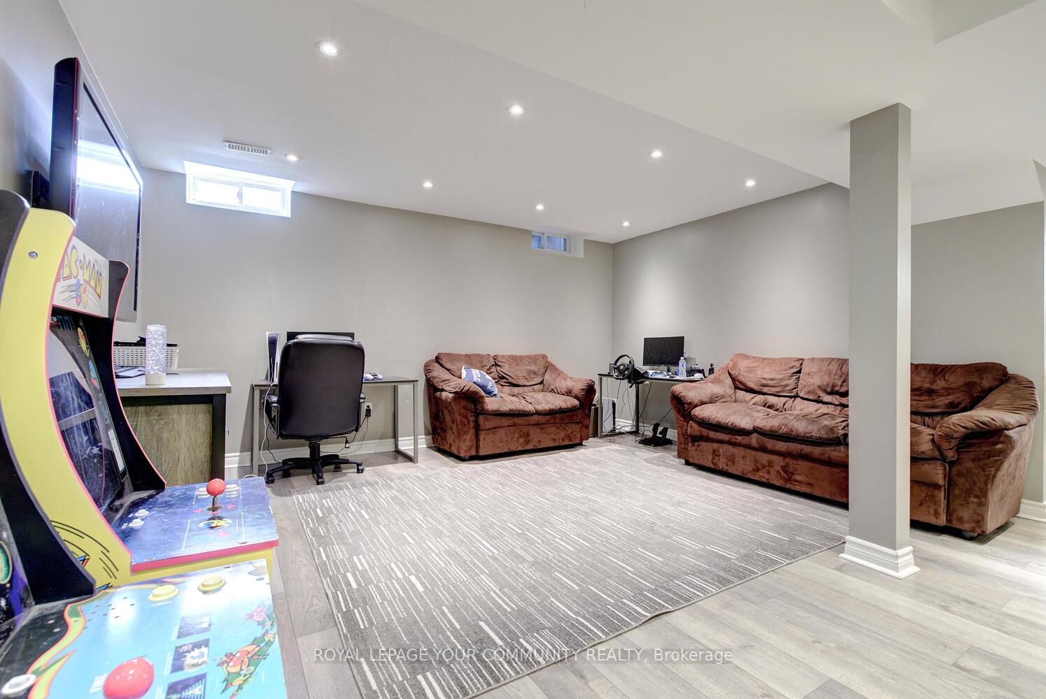 Photo 42 of 56 Golden Orchard Road, Vaughan, Patterson — HOMEH