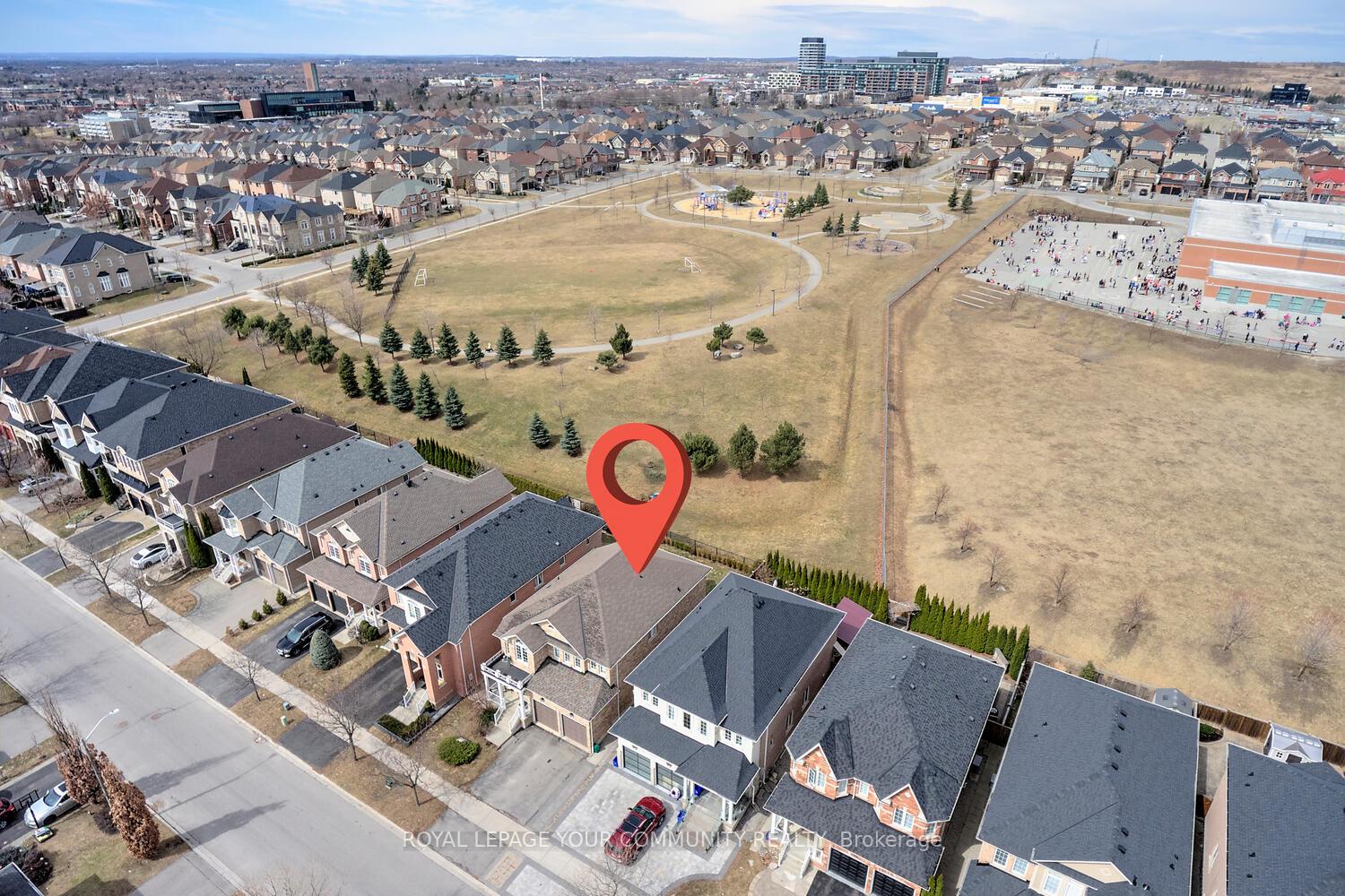 Photo 50 of 56 Golden Orchard Road, Vaughan, Patterson — HOMEH