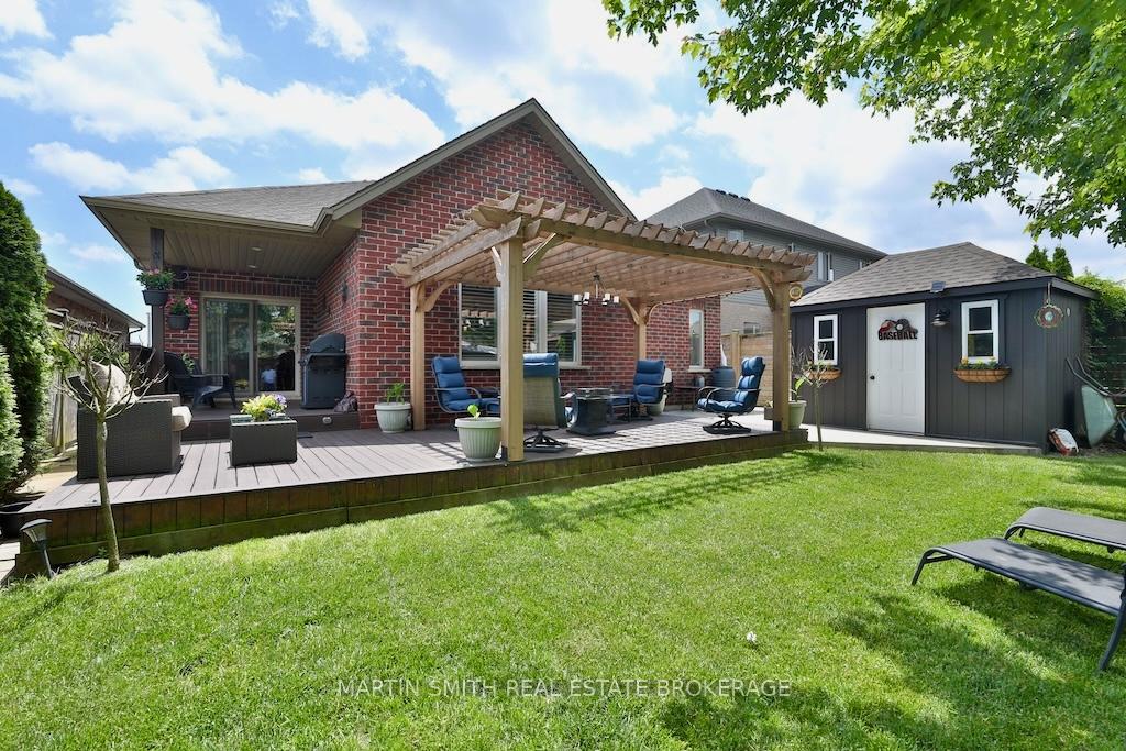 Photo 6 of 120 Creekside Drive, Welland, Coyle Creek — HOMEH