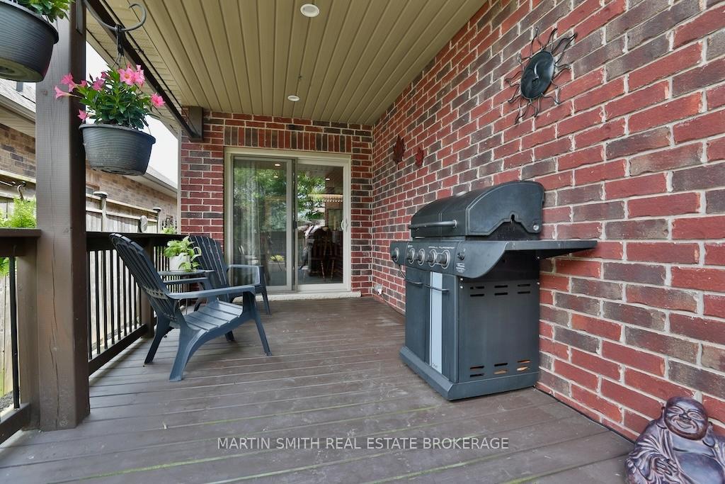 Photo 10 of 120 Creekside Drive, Welland, Coyle Creek — HOMEH