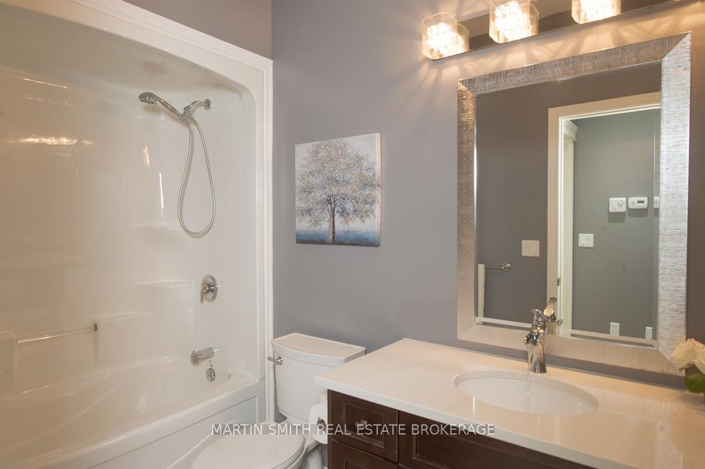 Photo 24 of 120 Creekside Drive, Welland, Coyle Creek — HOMEH