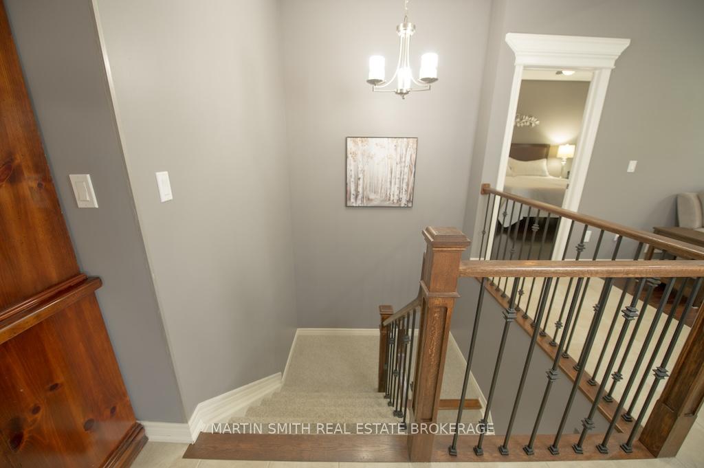 Photo 32 of 120 Creekside Drive, Welland, Coyle Creek — HOMEH
