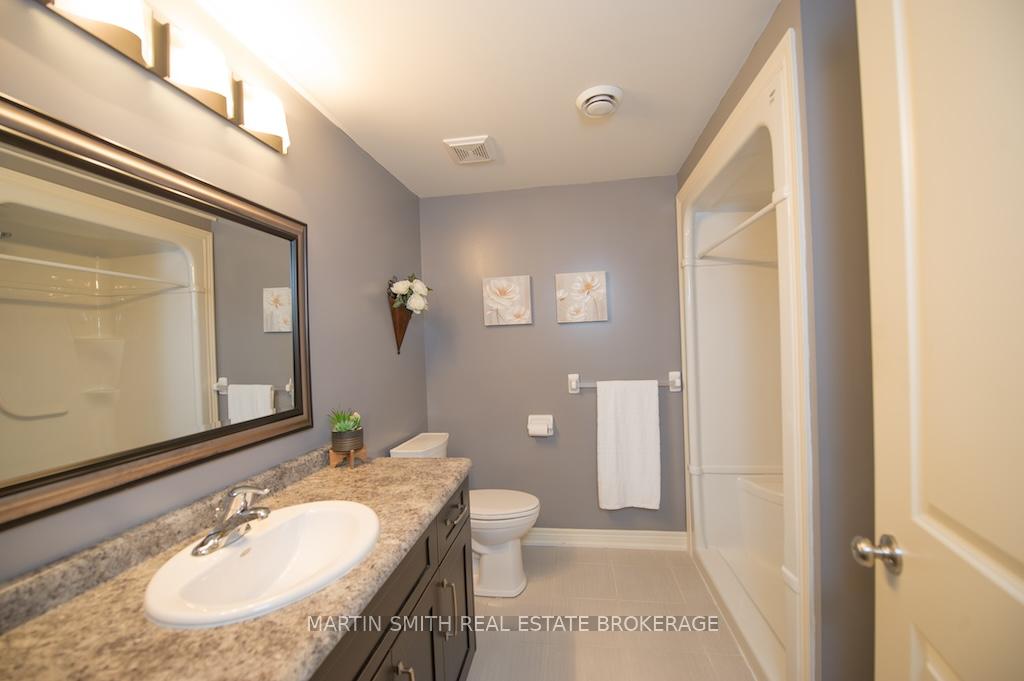Photo 37 of 120 Creekside Drive, Welland, Coyle Creek — HOMEH