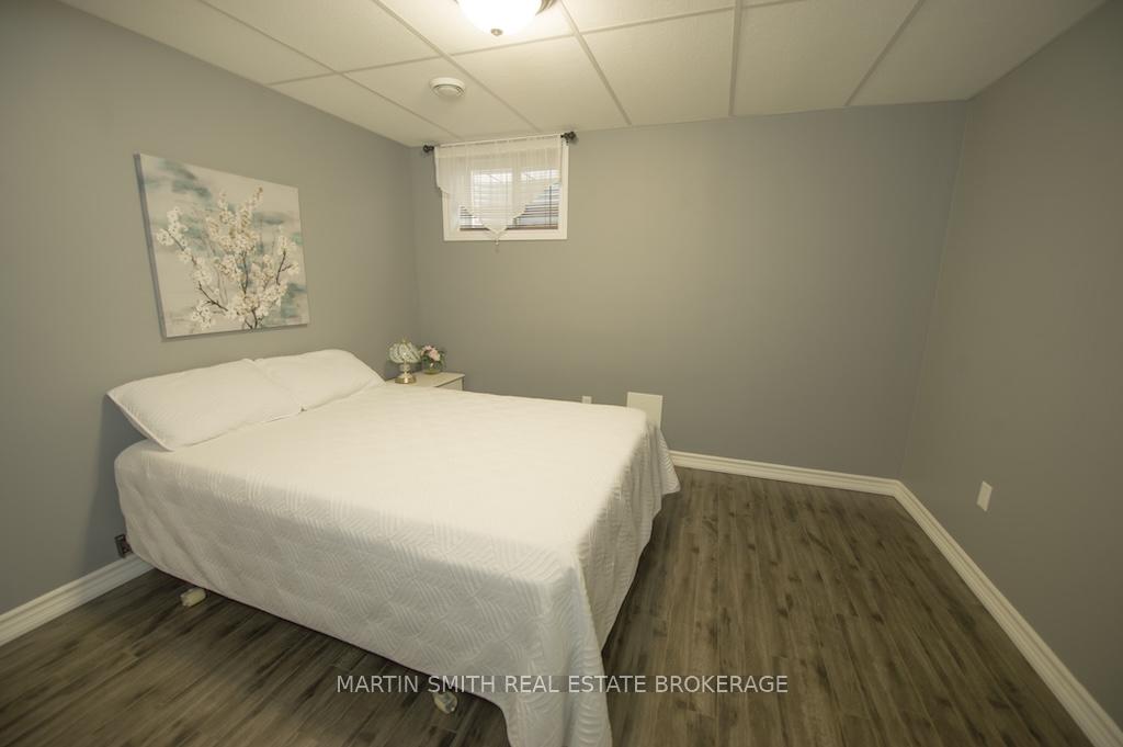Photo 38 of 120 Creekside Drive, Welland, Coyle Creek — HOMEH