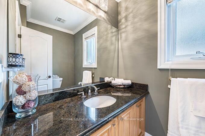 Photo 16 of 67 Grampian Avenue, Vaughan, Maple — HOMEH