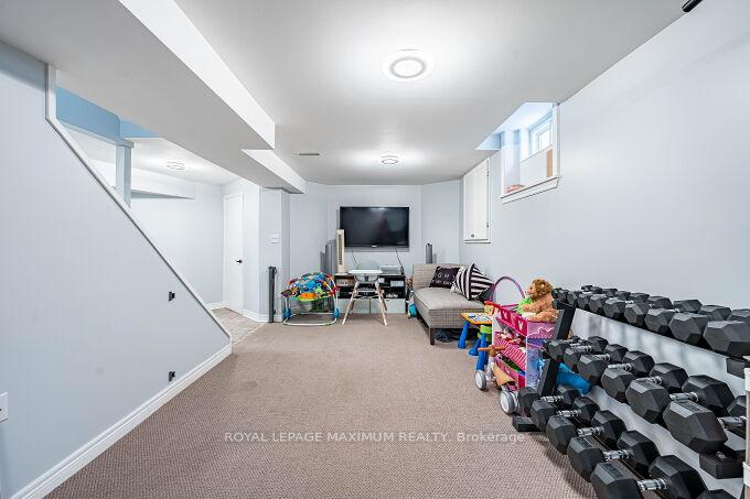 Photo 34 of 67 Grampian Avenue, Vaughan, Maple — HOMEH