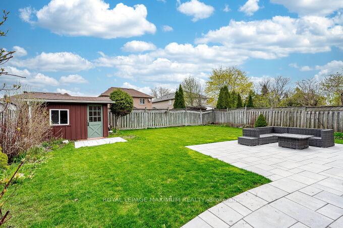 Photo 38 of 67 Grampian Avenue, Vaughan, Maple — HOMEH