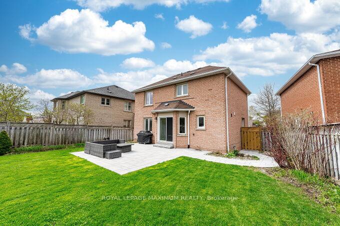 Photo 39 of 67 Grampian Avenue, Vaughan, Maple — HOMEH