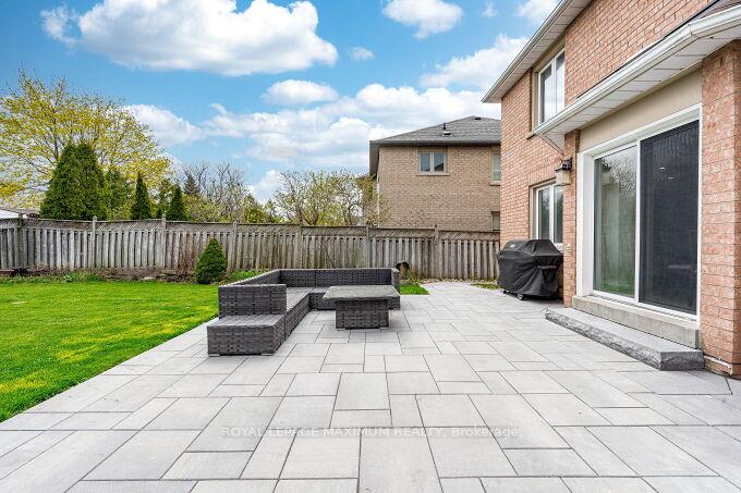 Photo 40 of 67 Grampian Avenue, Vaughan, Maple — HOMEH