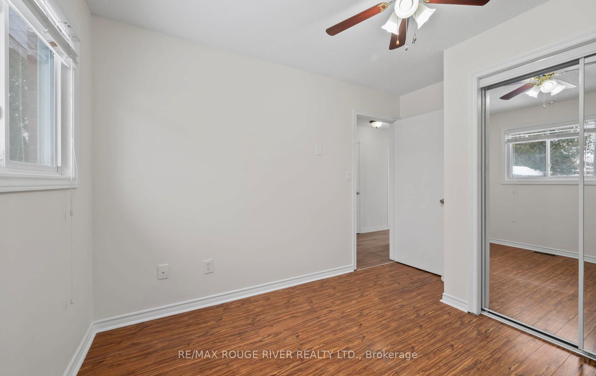 Photo 20 of 210 Overbank Drive, Oshawa, McLaughlin — HOMEH