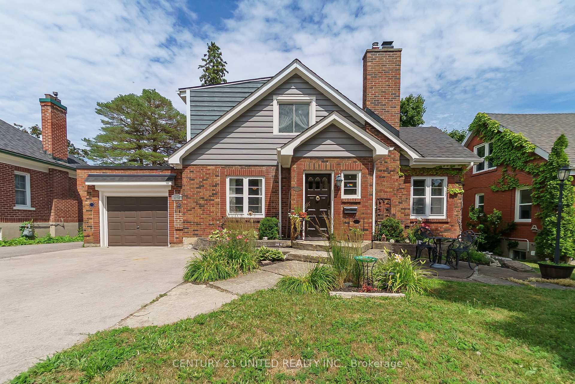 Photo 1 of 474 Albertus Avenue, Peterborough, Town Ward 3 — HOMEH