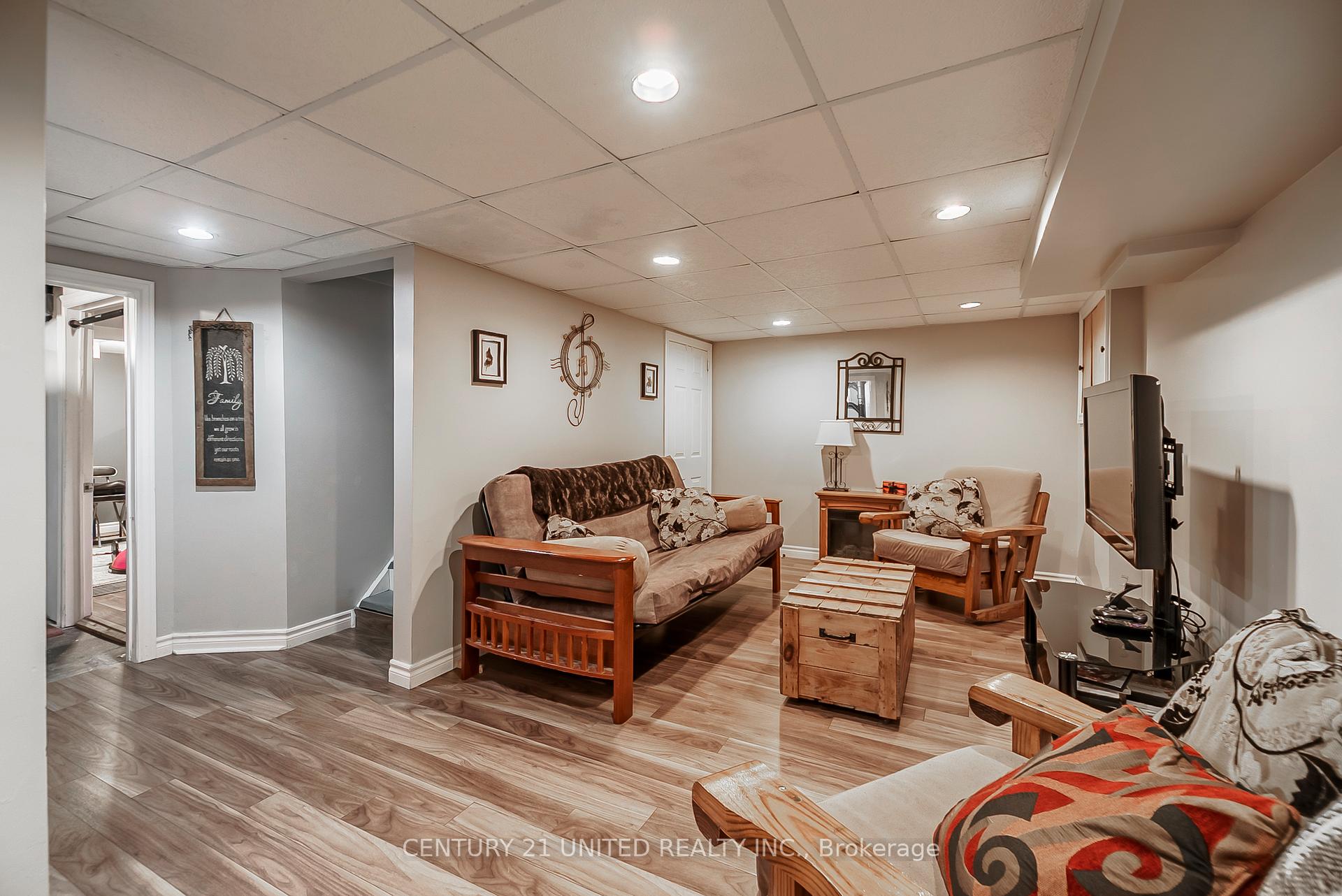 Photo 28 of 474 Albertus Avenue, Peterborough, Town Ward 3 — HOMEH