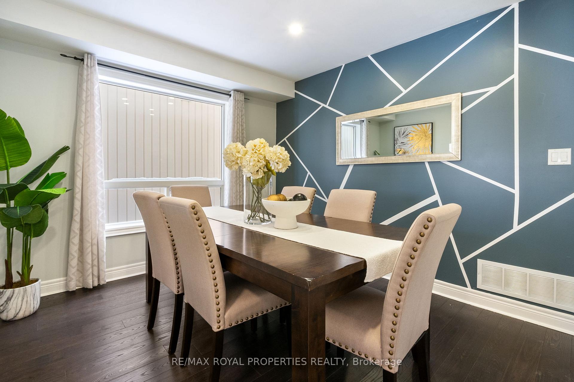 Photo 8 of 1284 Ashgrove Crescent, Oshawa, Pinecrest — HOMEH